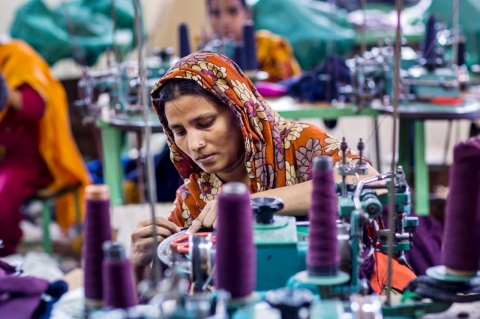 image-adapt-480-low-rana_plaza_anniversary02